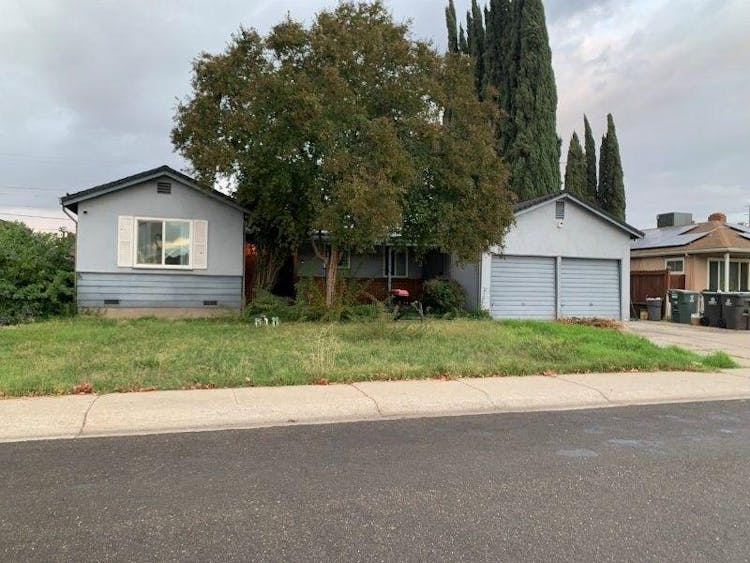2667 De Ovan Ave Stockton, CA 95204, San Joaquin County