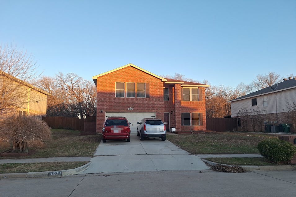 9209 Glen Falls Lane Denton, TX 76210, Denton County