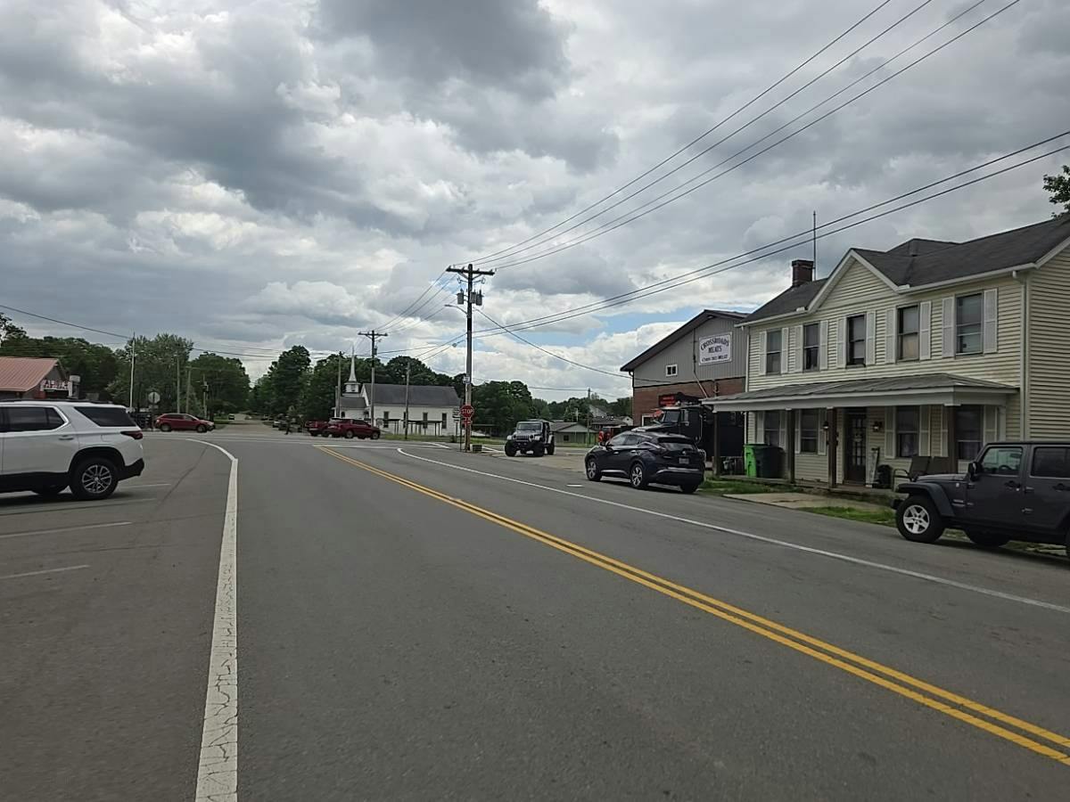 Main St, Adelphi, OH 43101