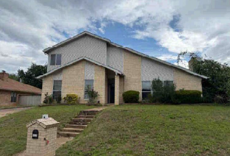 4717 Mandalay Drive Arlington, TX 76016, Tarrant County