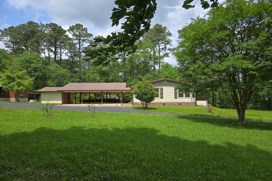 1131 Tobe Nabours Rd Many, LA 71449, Sabine County