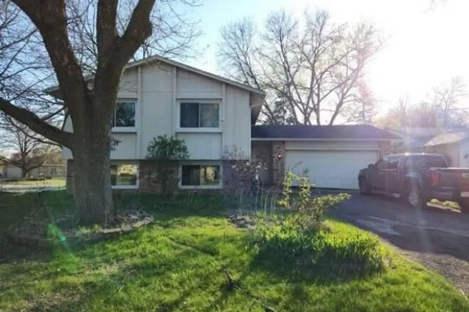 7248 Candlewood Dr N Brooklyn Park, MN 55445, Hennepin County
