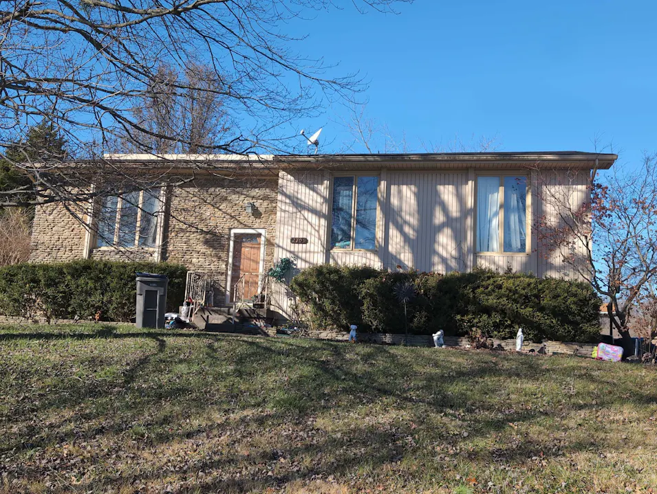 2705 Stephan Rd Louisville, KY 40214, Jefferson County