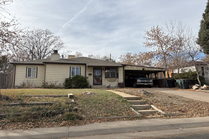 9441 Lillian Ln