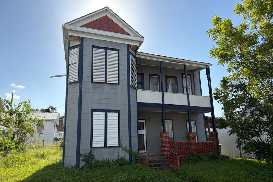 1212 38th St Galveston, TX 77550, Galveston County