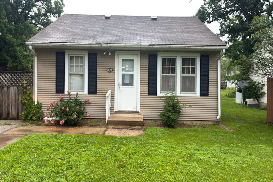 1024 16th St NE Mason City, IA 50401, Cerro Gordo County