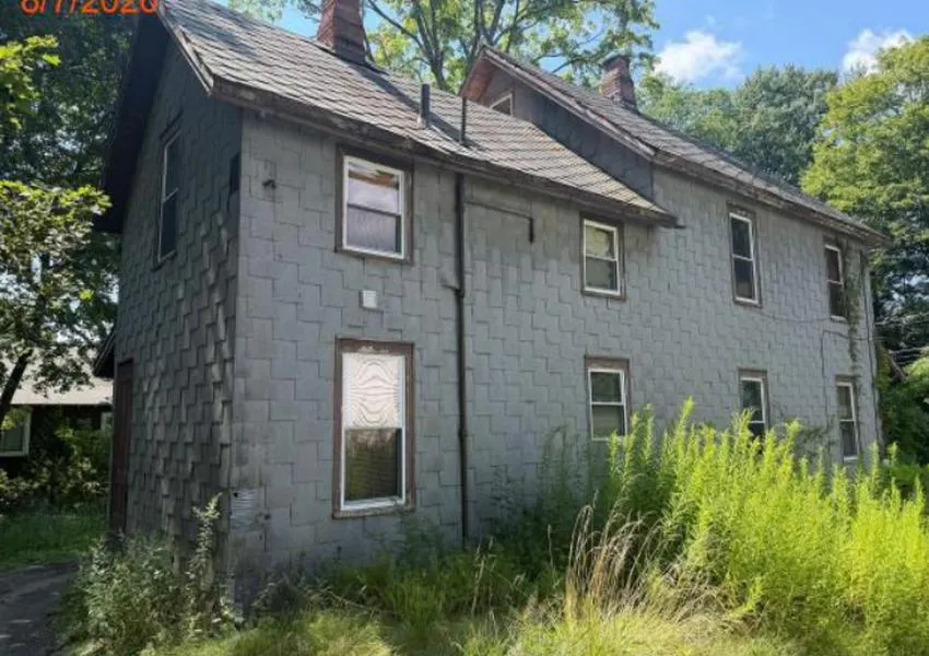 Hope St, Greenfield, MA 01301 #1