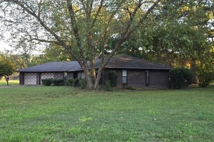 702 E 10th Street Danville, AR 72833, Yell (Danville) County