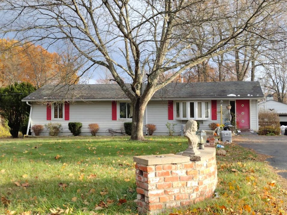 209 W Lakeview Nineveh, IN 46164, Johnson County