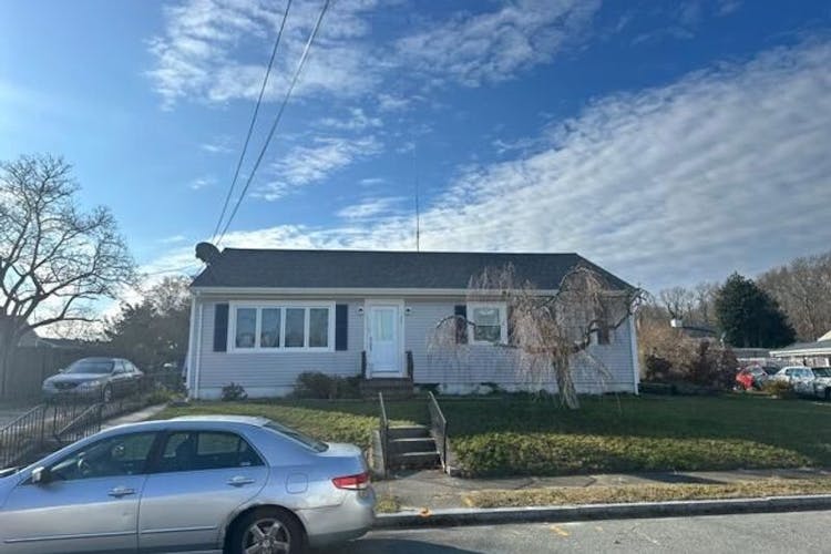 345 Frieda Street New Bedford, MA 02744, Bristol County