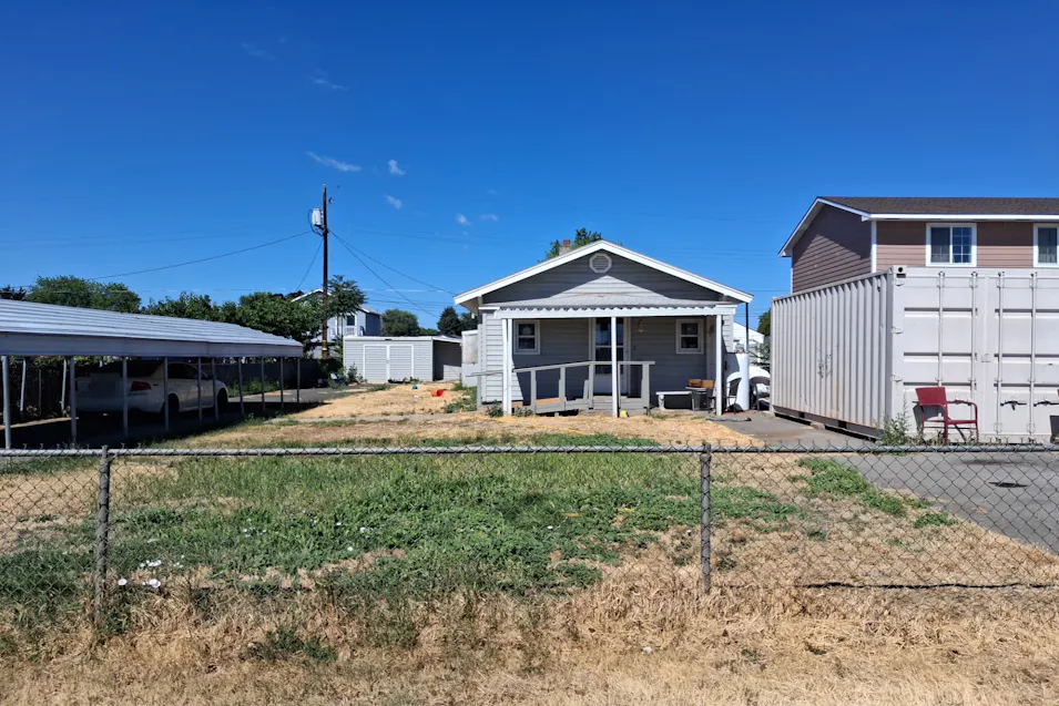 1110 Rock Ave Yakima, WA 98902, Yakima County