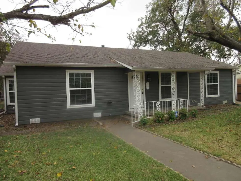 111 Circle Drive Cleburne, TX 76033, Johnson County