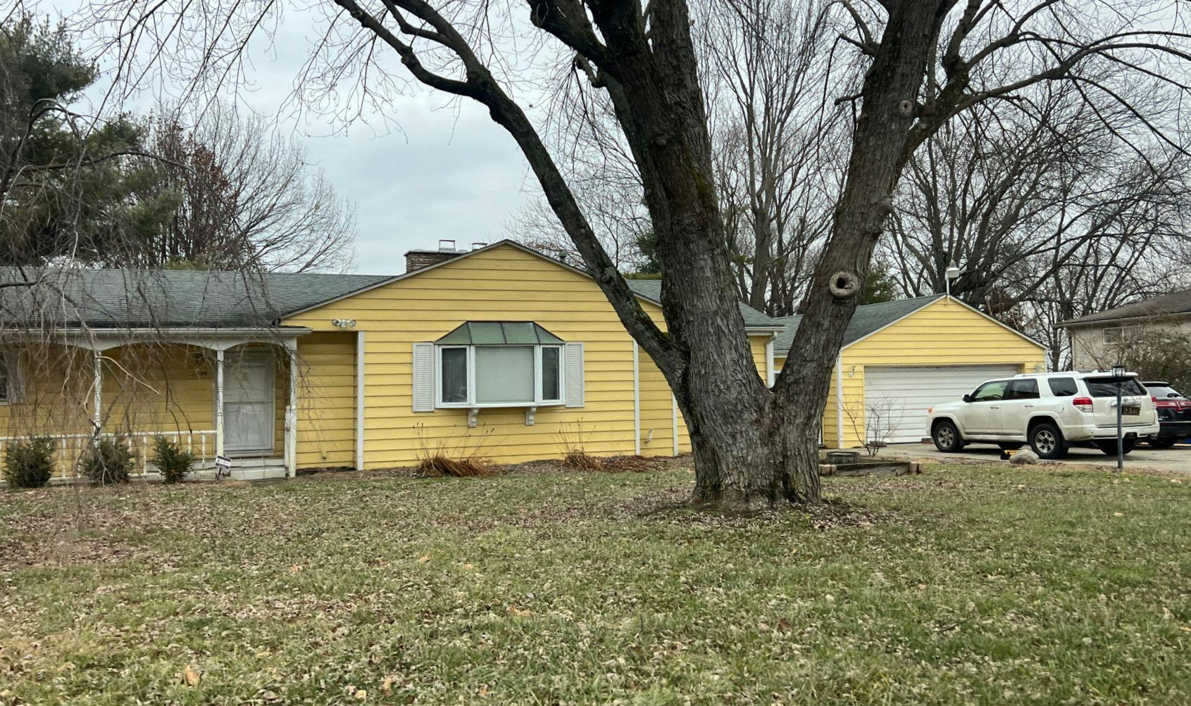 Charlemagne St, Grove City, OH 43123