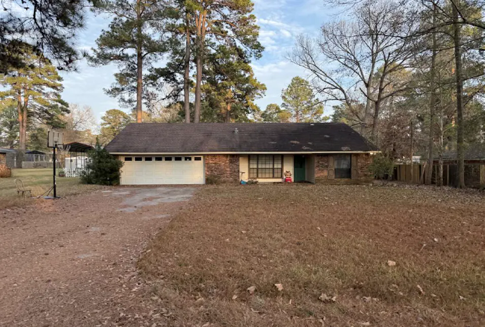 1047 Park Dr Mansfield, LA 71052, Desoto County