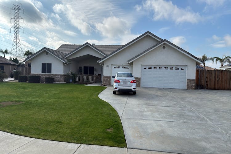 3011 Redwood Forest Way, Bakersfield, CA 93314, Kern County