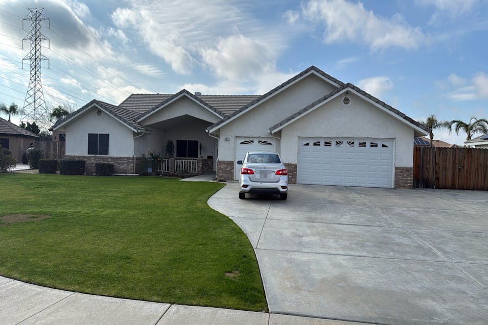 3011 Redwood Forest Way, Bakersfield, CA 93314, Kern County