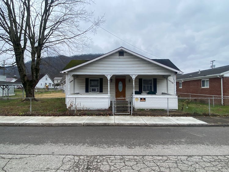 502 Williams Street Cedar Grove, WV 25039, Kanawha County