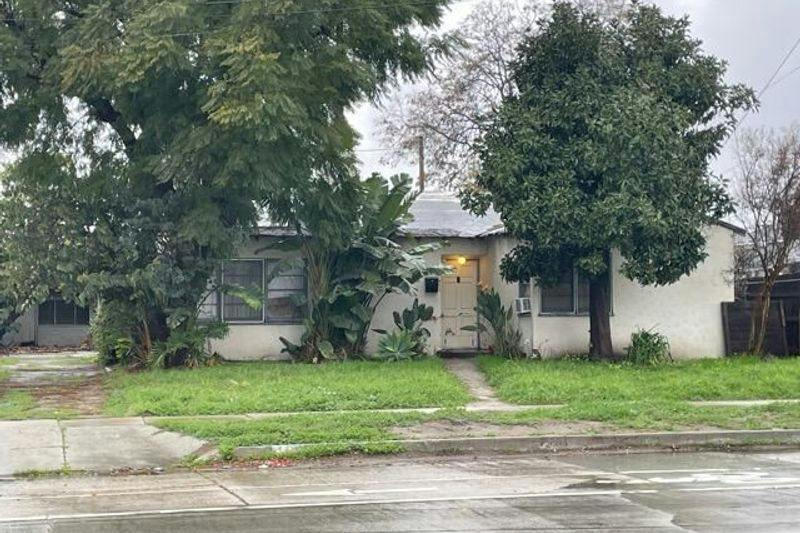 San Antonio Ave, Pomona, CA 91766