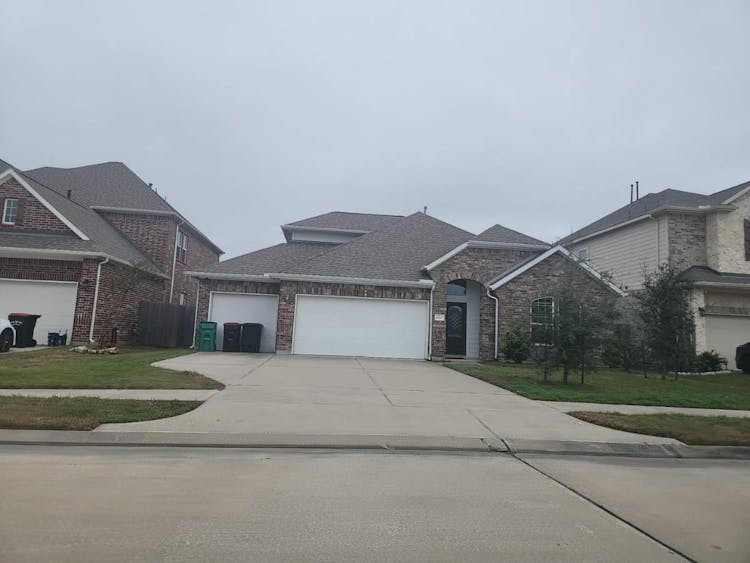 8707e Crescent Lake Circle Baytown, TX 77521, Harris County