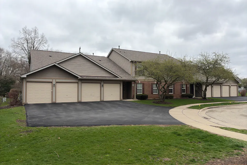 996 Langtry Ct Apt D Elgin, IL 60120, Cook County