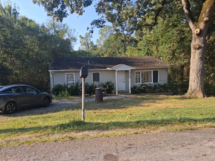 4229 6th Street E Tuscaloosa, AL 35404, Tuscaloosa County