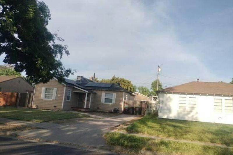 Carlton Ave, Stockton, CA 95203