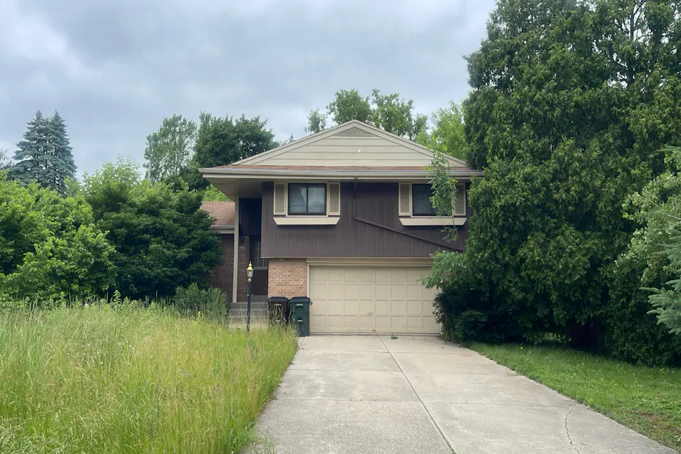 2620 W Michael Dr Glendale, WI 53209, Milwaukee County