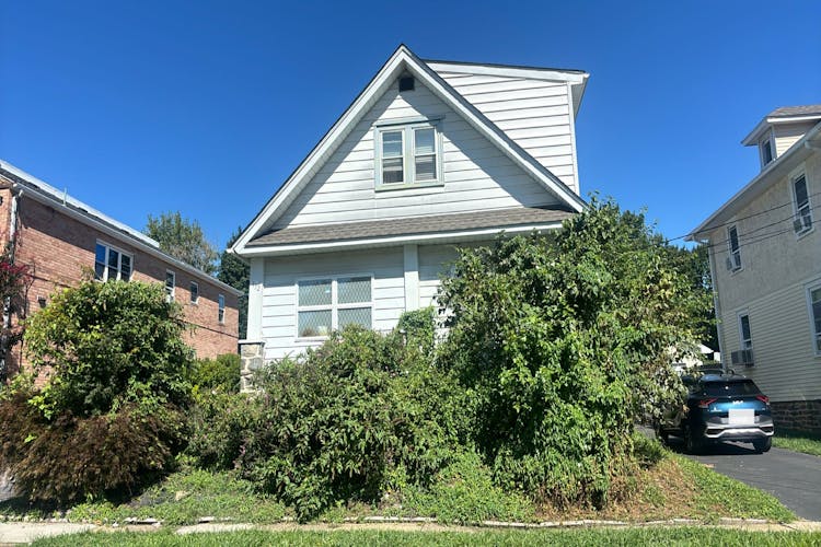 132 Ardmore Ave Upper Darby, PA 19082, Delaware County