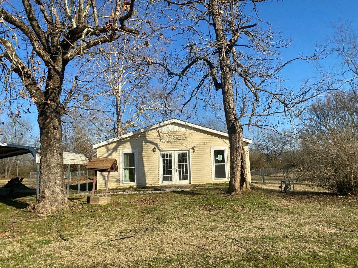 Highway 253 , Lavaca, AR 72941