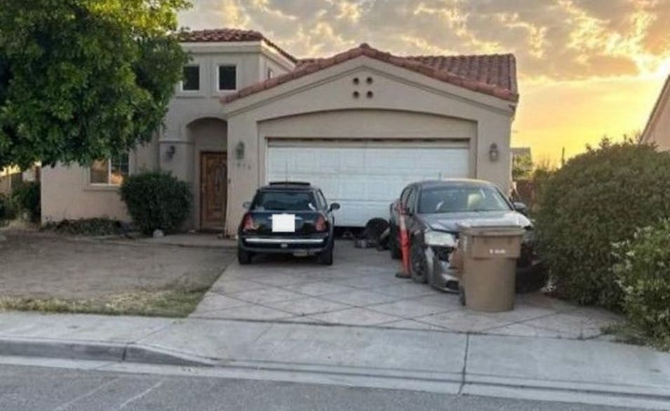 9015 Kellyann Street Bakersfield, CA 93313, Kern County