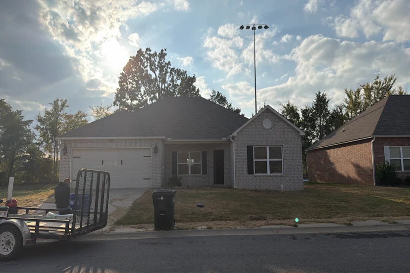 2005 Eldridge Lane
