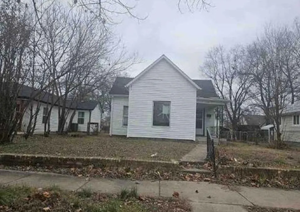 1112 S Jackson Ave Joplin, MO 64801, Jasper County