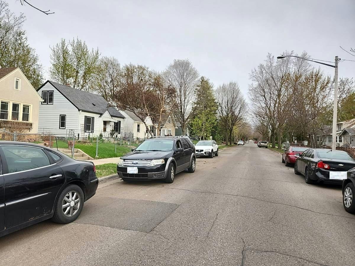 Oliver Ave, Minneapolis, MN 55412