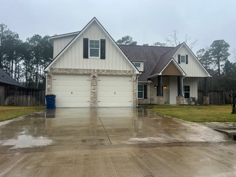 8236 Fox Creek Ln Lumberton, TX 77657, Hardin County