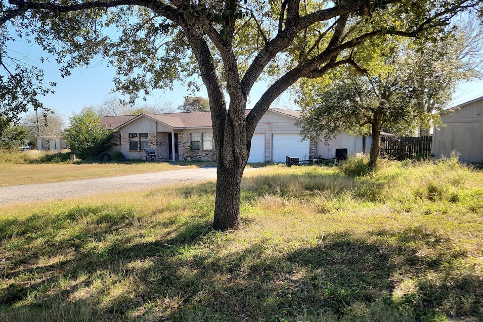 102 Rogers St Woodsboro, TX 78393, Refugio County