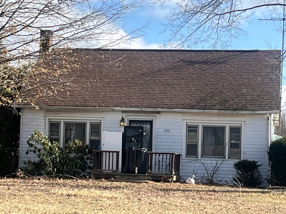 632 n Perry Hwy Mercer, PA 16137, Mercer County