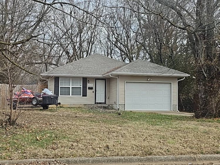 1020 N Ethyl Ave Springfield, MO 65802, Greene County