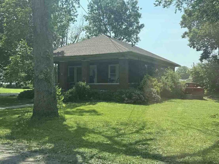 1425 Hickory St Streator, IL 61364, La Salle County