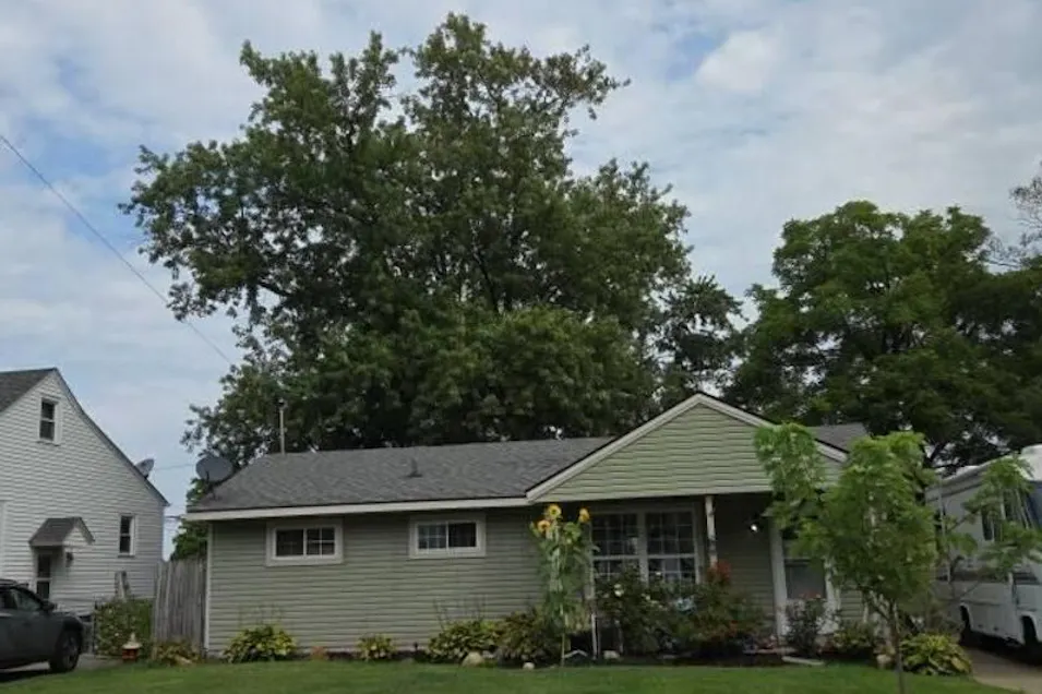 229 Louisiana Ave Elyria, OH 44035, Lorain County