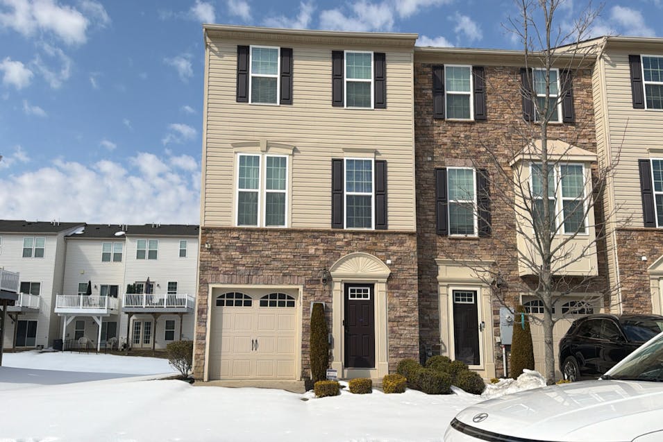 113 Village Green Lane Sicklerville, NJ 08081, Camden County