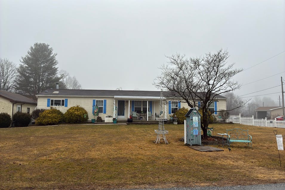 70 Fairmount Ave Manchester, PA 17345, York County