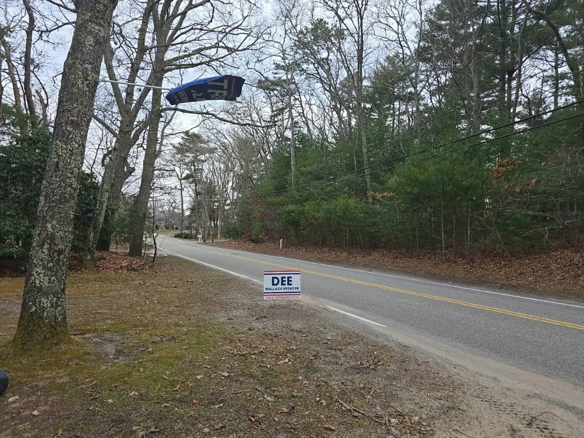Long Pond Rd, Plymouth, MA 02360