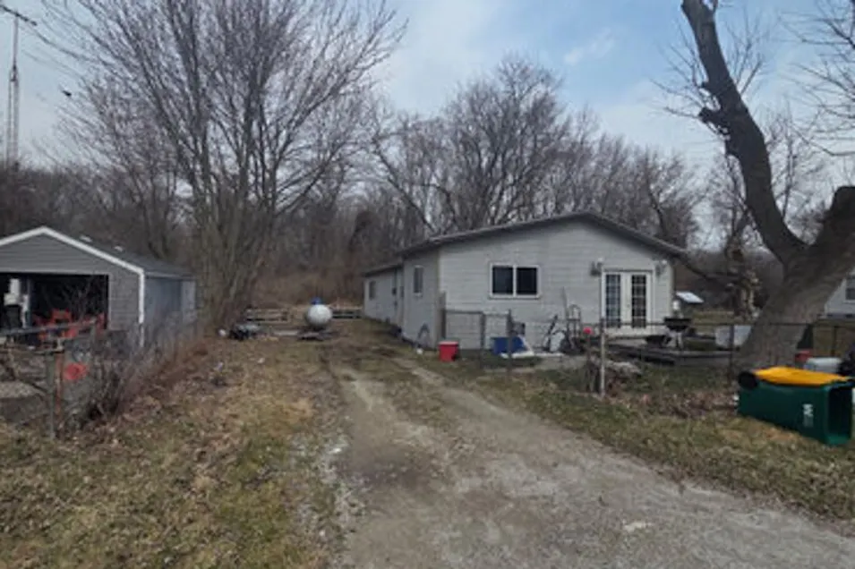 3338 Little St Port Huron, MI 48060, Saint Clair County