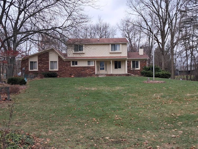 4445 Spring Oaks Ln Brighton, MI 48114, Livingston County