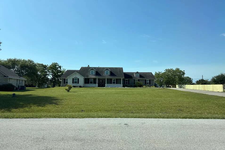 10126 Travis Ln Mont Belvieu, TX 77523, Chambers County