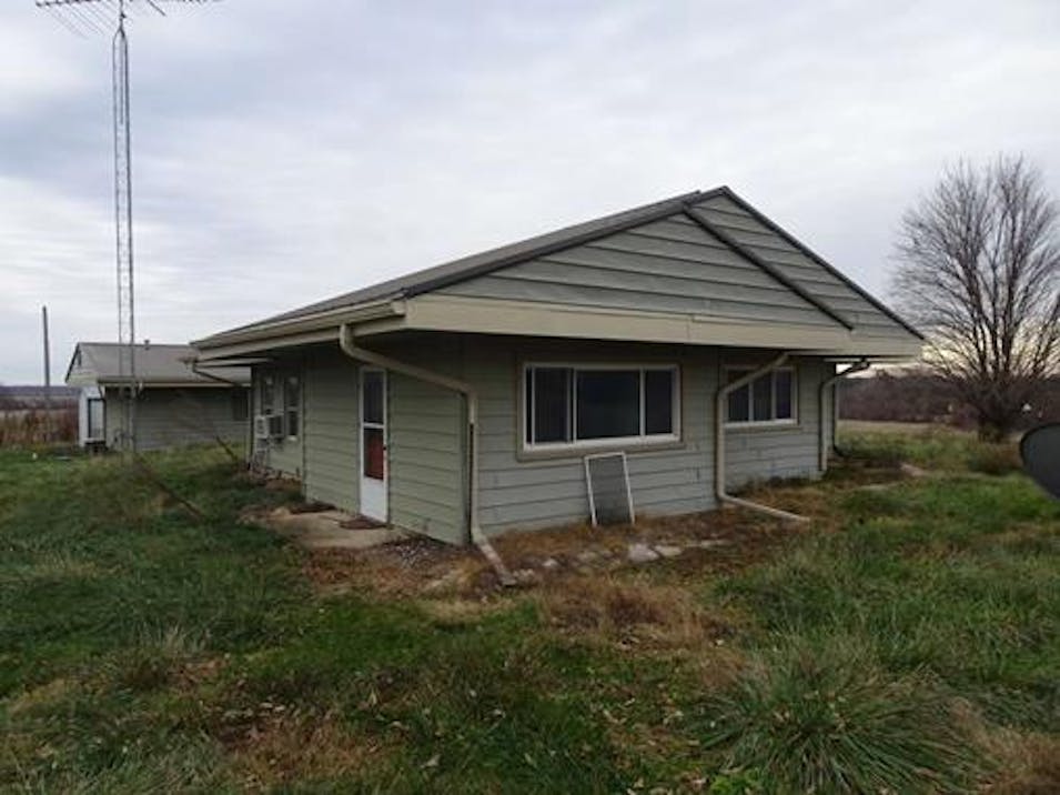 12376 Liv 302 Chillicothe, MO 64601, Livingston County