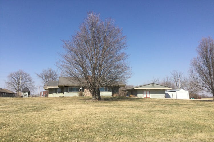 12376 Liv 302 Chillicothe, MO 64601, Livingston County