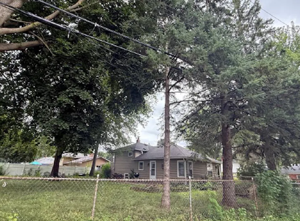 4049 S Shore St Waterford, MI 48328, Oakland County