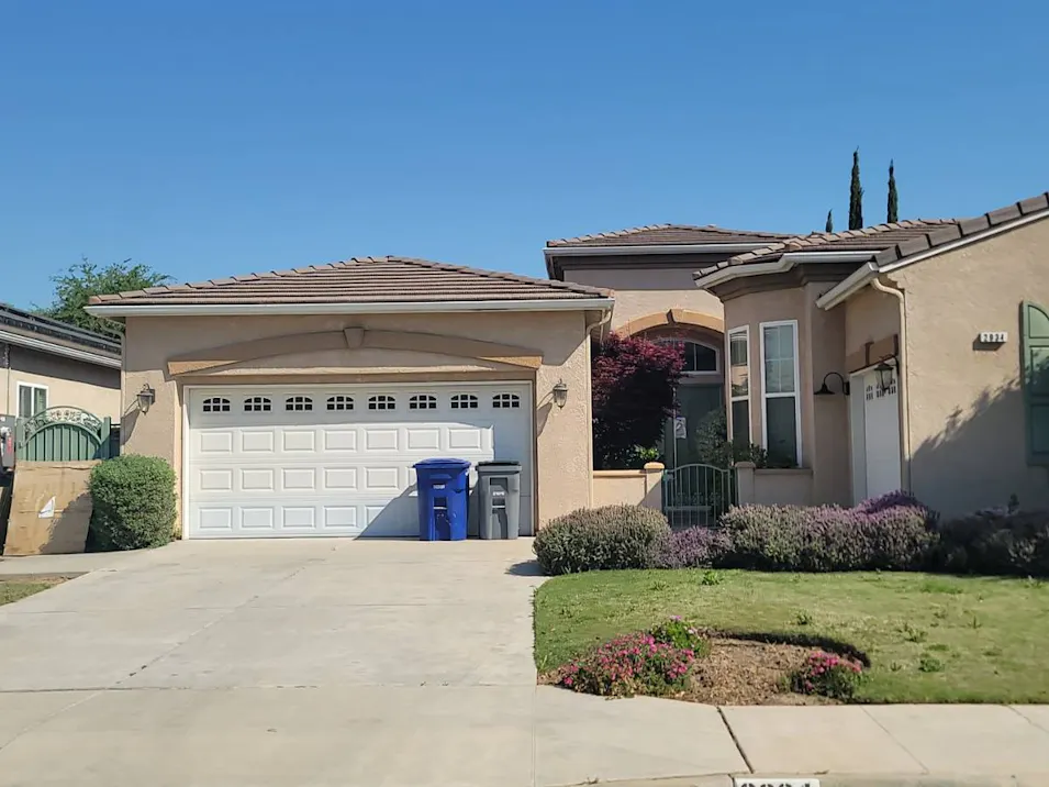 2934 E Salem Ave Fresno, CA 93720, Fresno County