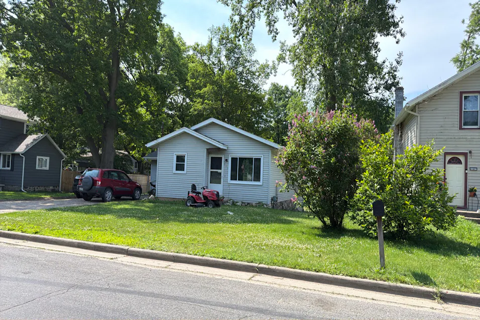 222 West Grant St Hastings, MI 49058, Barry County